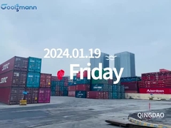 Gewerbliche Gefrierschränke beim Beladen